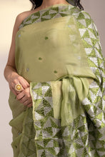 Load image into Gallery viewer, Mystic Loom Hand Embroidery Gulzar Saree
